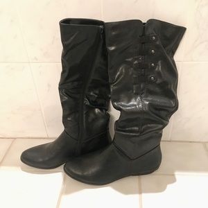 Boots - Cliffs by White Mountain